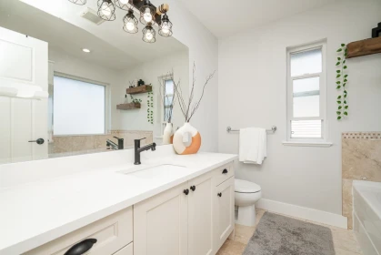 Powder Room Photo of 7350 194 Street, Surrey, BC
