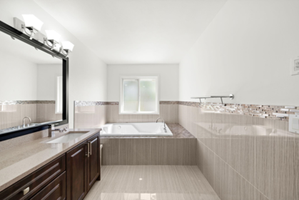 Guest Bathroom Photo of 13356 59 Avenue, Surrey, BC