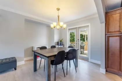 Office / Den Photo of 14917 92 Avenue, Surrey, BC