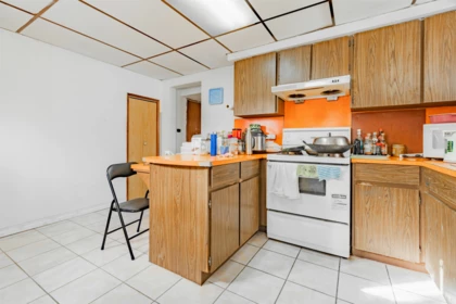 Kitchen Photo of 2630 E 1st Avenue, Vancouver, BC