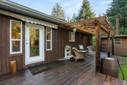 Garden / Landscaping Photo of 1559 Park Avenue, Roberts Creek, BC