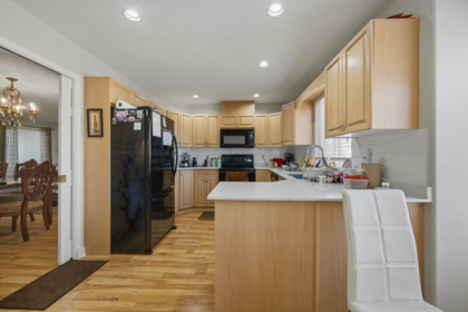 Powder Room Photo of 246 13888 70 Avenue, Surrey, BC