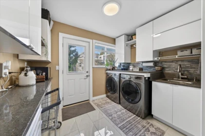 Garage Interior Photo of 927 Kent Street, White Rock, BC