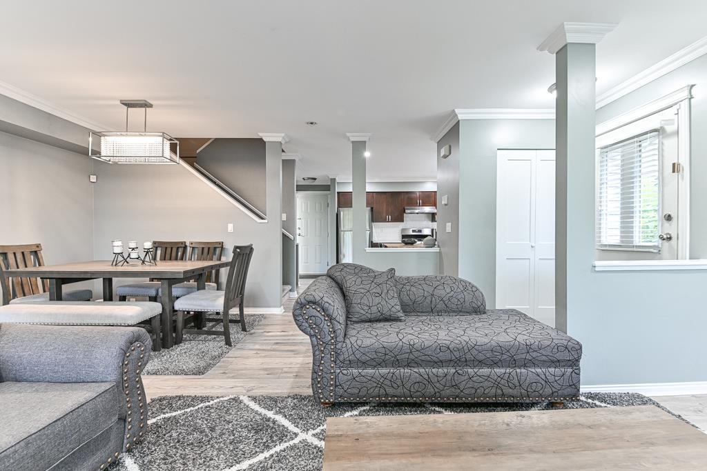 Family Room Photo of 135 12040 68 Avenue, Surrey, BC