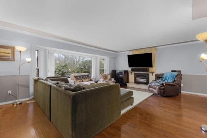 Breakfast Nook Photo of 7444 184 Street, Surrey, BC