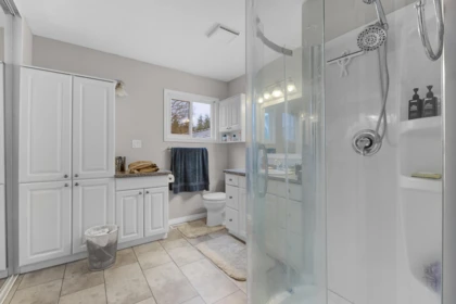 Entry Foyer Photo of 7444 184 Street, Surrey, BC