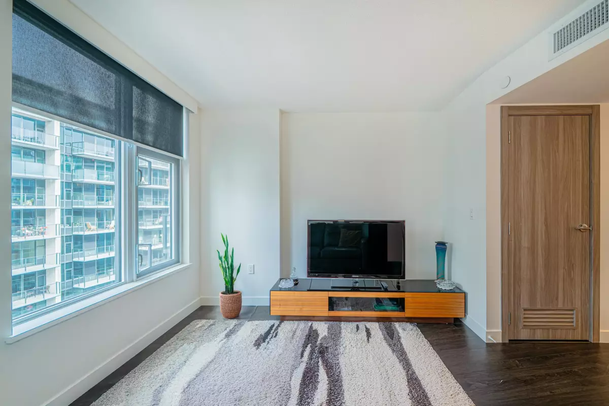 Dining Area Photo of 1082 8608 Hazelbridge Way, Richmond, BC