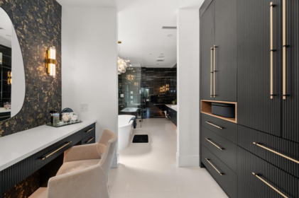 Guest Bathroom Photo of 1255 Kent Street, White Rock, BC