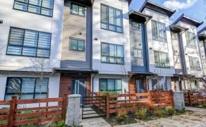 62 7177 194a Street, Surrey, BC
