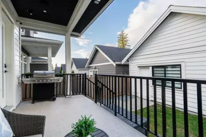 16595 25a Avenue, Surrey, BC, Surrey — Single Family Residence for sale