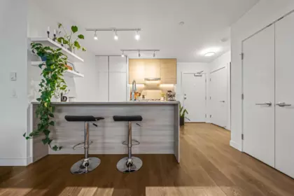 Kitchen Island Photo of 504 652 Whiting Way, Coquitlam, BC