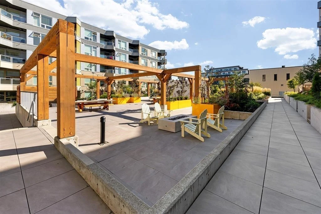 Exterior Rear Photo of 410 32828 Landeau Place, Abbotsford, BC