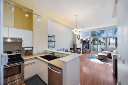 Kitchen Island Photo of 5 3586 Rainier Place, Vancouver, BC