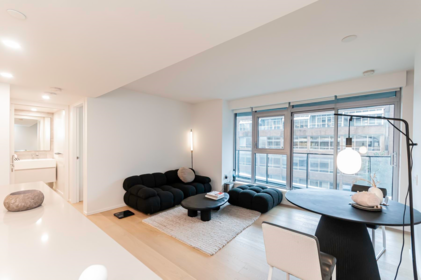 606 889 Pacific Street, Vancouver, BC, Vancouver — Apartment/Condo for sale