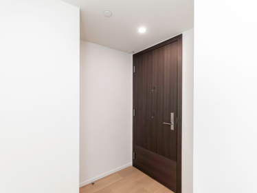 Primary Bathroom Photo of 606 889 Pacific Street, Vancouver, BC