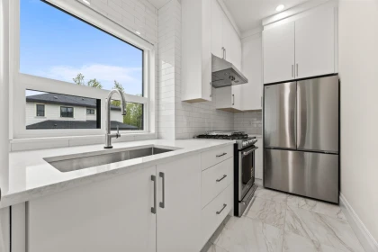 Breakfast Nook Photo of 10266 166a Street, Surrey, BC