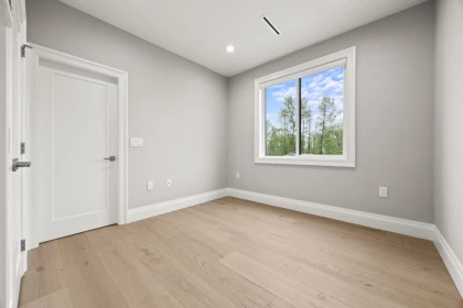 Entry Foyer Photo of 10266 166a Street, Surrey, BC