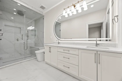 Hallway Photo of 10266 166a Street, Surrey, BC