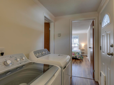 Basement Recreation Room Photo of 70 40157 Government Road, Squamish, BC