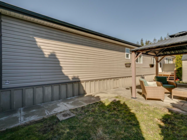 Swimming Pool Photo of 70 40157 Government Road, Squamish, BC