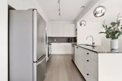 210 6268 Eagles Drive, Vancouver, BC, Vancouver — Apartment/Condo for sale