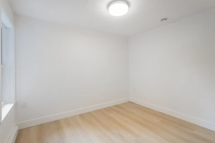 Mudroom Photo of 2 4315 Albert Street, Burnaby, BC