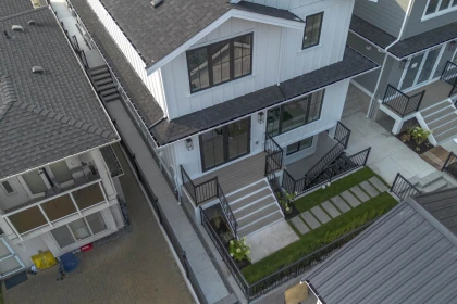 Outdoor Patio Photo of 2 4315 Albert Street, Burnaby, BC