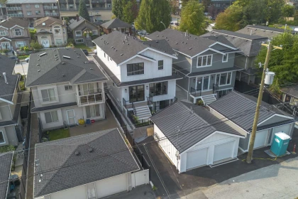 Staircase Photo of 2 4315 Albert Street, Burnaby, BC