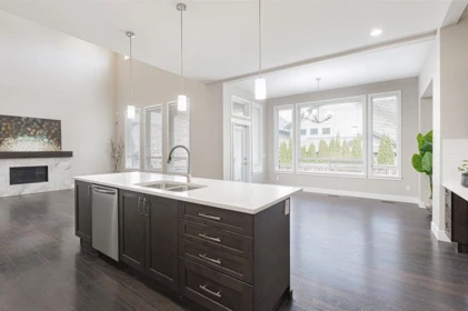 Kitchen Island Photo of 20443 83a Avenue, Langley, BC