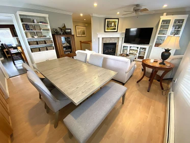 Kitchen Island Photo of 8011 163rd Street, Surrey, BC