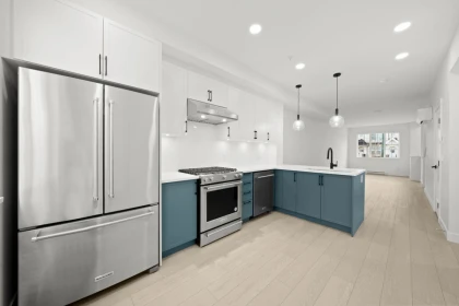 Kitchen Photo of 254 720 Robinson Street, Coquitlam, BC