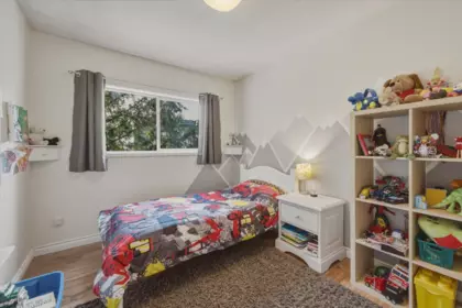 Basement Recreation Room Photo of 2 7467 Prospect Street, Pemberton, BC