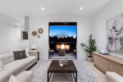 Powder Room Photo of 1 33586 Huggins Street, Abbotsford, BC