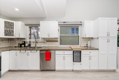 Breakfast Nook Photo of 8330 Sheaves Road, Delta, BC