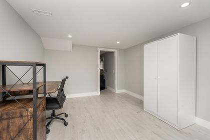 Hallway Photo of 8330 Sheaves Road, Delta, BC