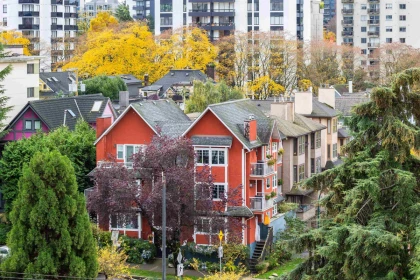 Aerial View of 1006 1408 Robson Street, Vancouver, BC