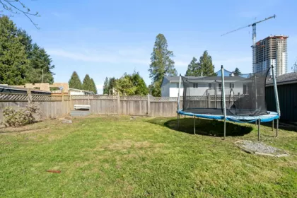 Garden / Landscaping Photo of 11925 92a Avenue, Delta, BC