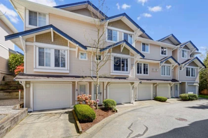 Loft / Bonus Room Photo of 32 6533 121 Street, Surrey, BC
