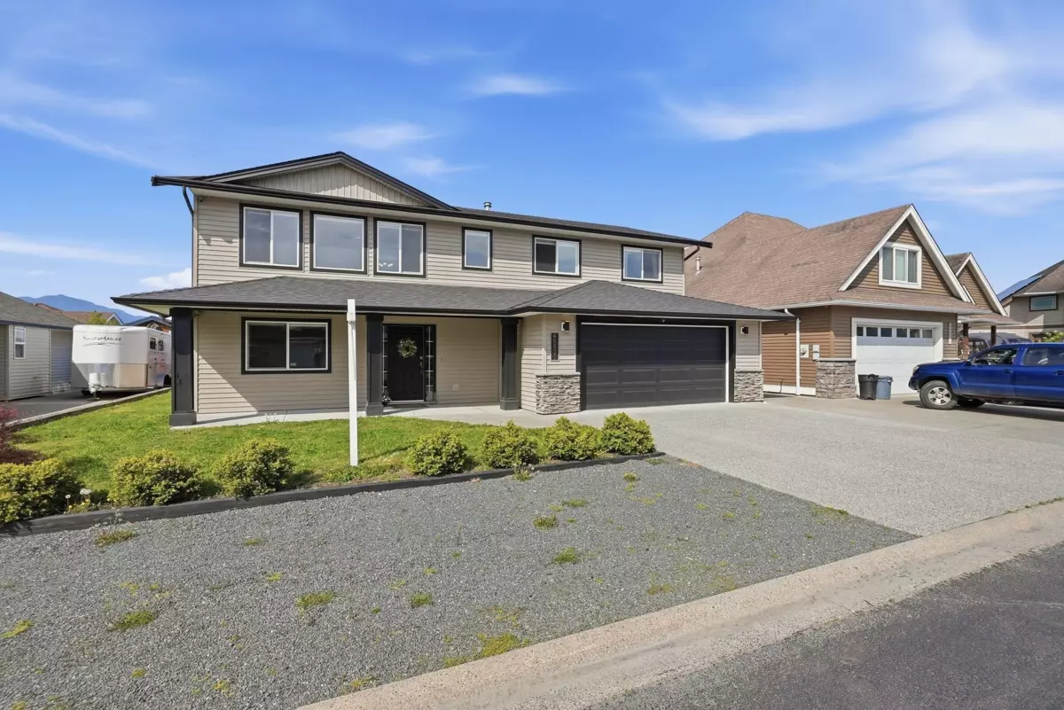 Family Room Photo of 46521 Ranchero Drive, Chilliwack, BC