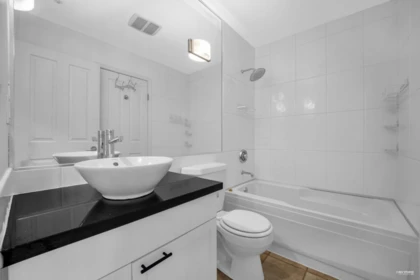 Loft / Bonus Room Photo of 404 2575 W 4th Avenue, Vancouver, BC