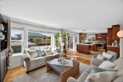 Kitchen Photo of 6791 178b Street, Surrey, BC