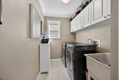 Laundry Room Photo of 6791 178b Street, Surrey, BC