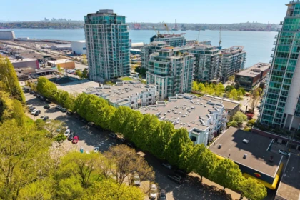 Outdoor Deck Photo of 113 147 E 1st Street, North Vancouver, BC
