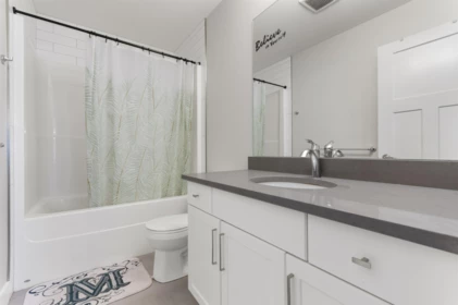 Walk-In Closet Photo of 7 386 Pine Avenue, Harrison Hot Springs, BC