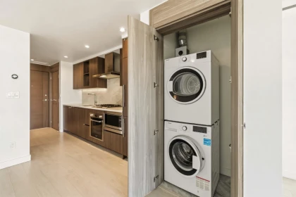 Walk-In Closet Photo of 3209 4730 Lougheed Highway, Burnaby, BC