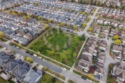 Outdoor Patio Photo of 9 7177 194a Street, Surrey, BC