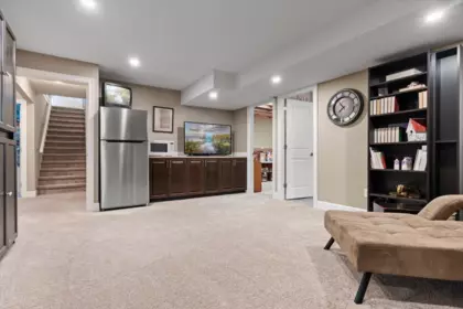 Hallway Photo of 5 45900 South Sumas Road, Chilliwack, BC