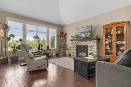 Primary Bedroom Photo of 5 45900 South Sumas Road, Chilliwack, BC