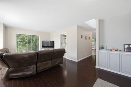 Kitchen Photo of 32403 Best Avenue, Mission, BC