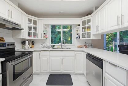 Pantry Photo of 32403 Best Avenue, Mission, BC